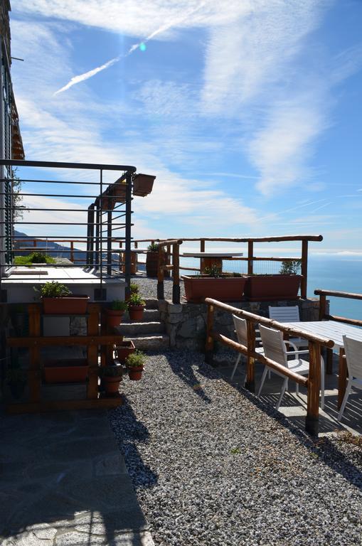 Cade Ventu Hotel Vernazza Luaran gambar