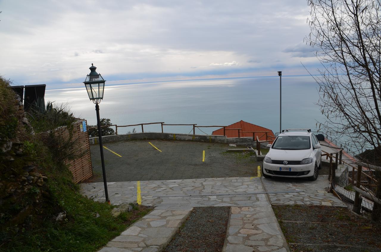 Cade Ventu Hotel Vernazza Luaran gambar