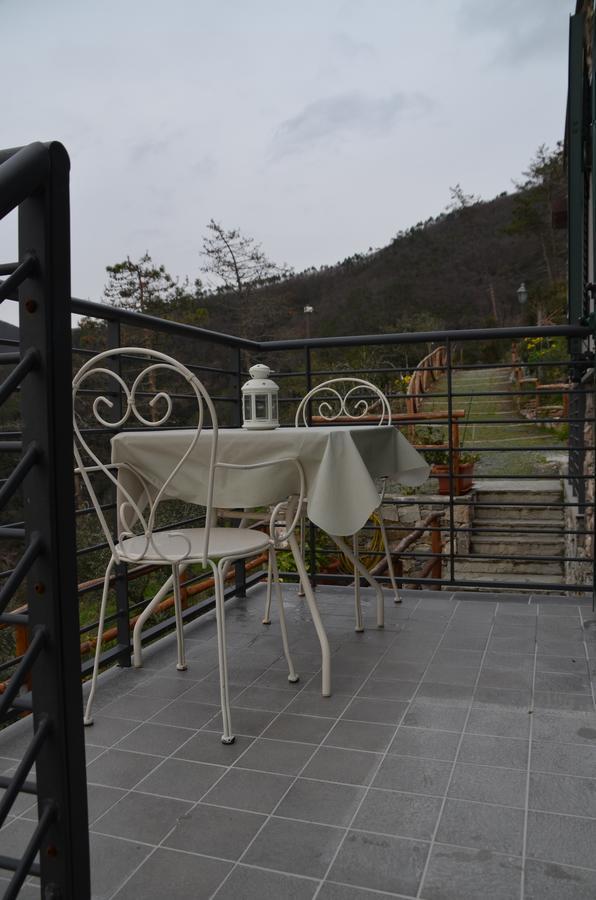 Cade Ventu Hotel Vernazza Luaran gambar