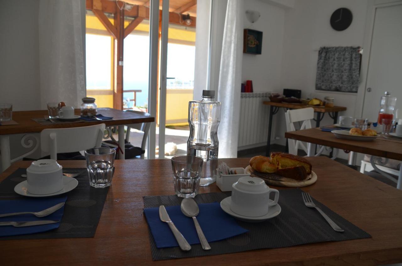 Cade Ventu Hotel Vernazza Luaran gambar